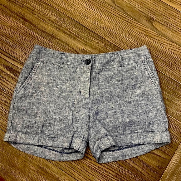 🩷3 for $20 deal!🩷 Apt. 9 Torie mid-rise shorts - Size 6 - Picture 1 of 3